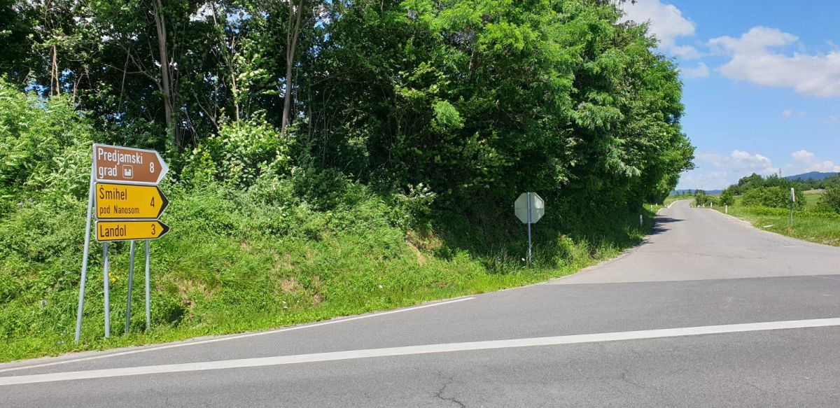 almost there.. just this lovely curvy country road to go.. almost there.. just this lovely curvy country road to go..