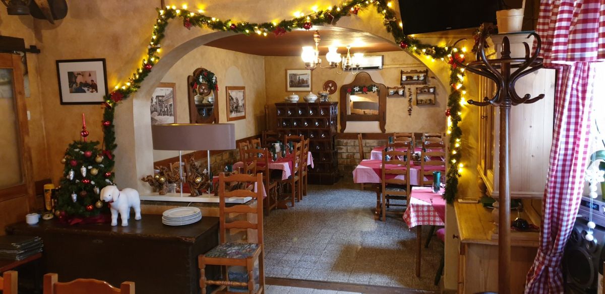 a christmas scene in a little hill top village just over the border in Istria, Croatia..