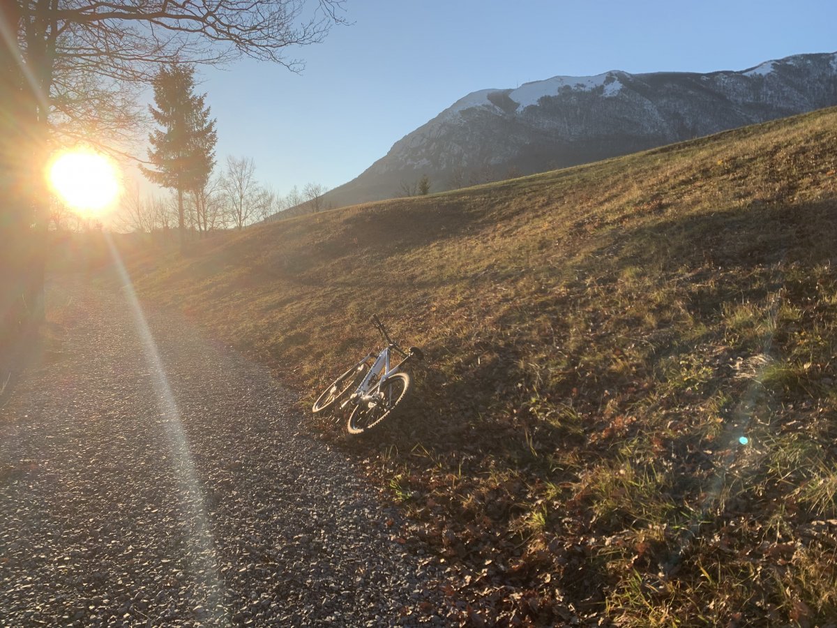 a snowy sunset ride on a nippy winter day is just brilliant for an E Bike! a snowy sunset ride on a nippy winter day is just brilliant for an E Bike!