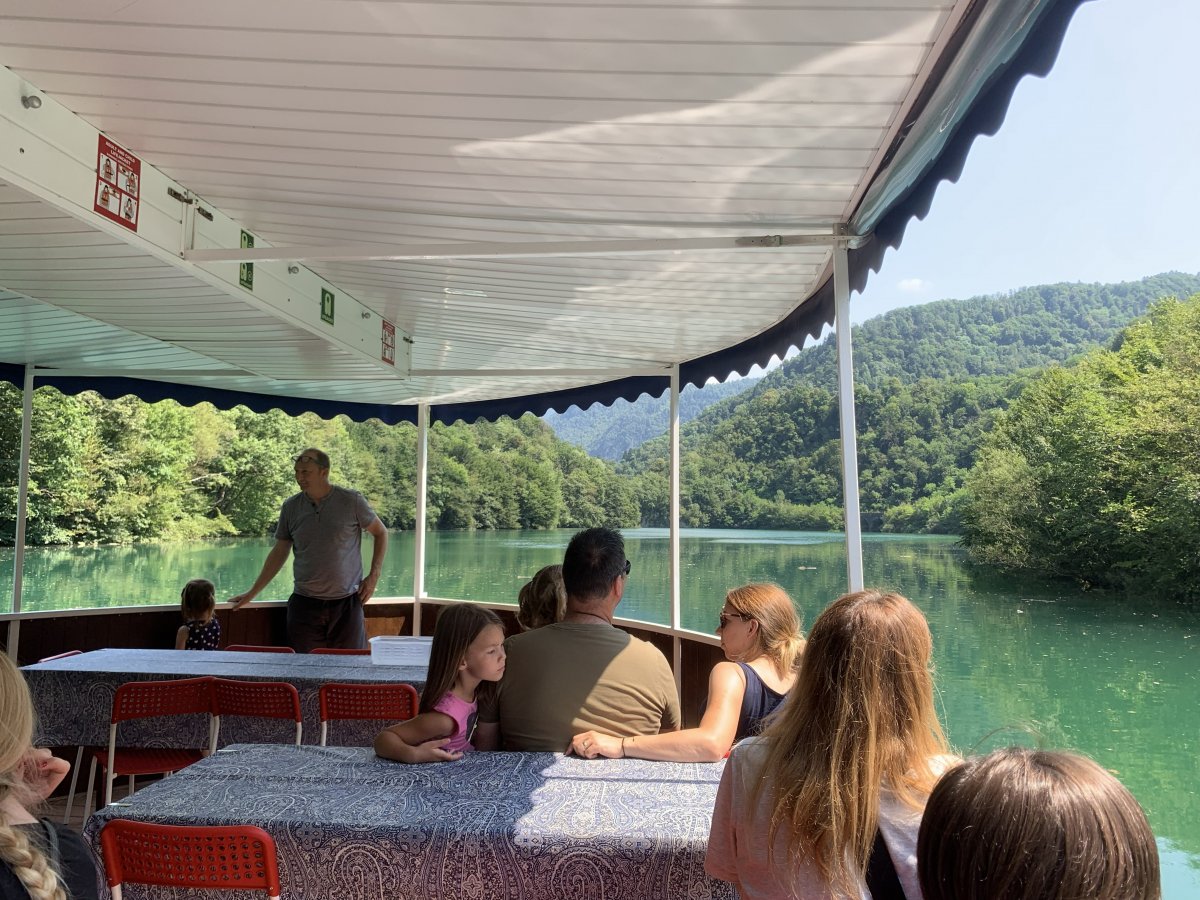 Plenty of space on board for families, friends and couples.. Plenty of space on board for families, friends and couples..