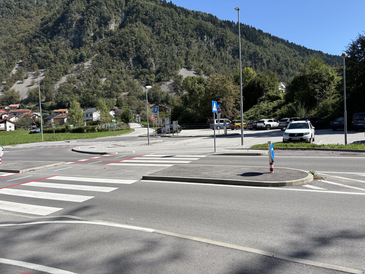 Here is the car park next to the zebra crossing on the main road to Tolmin.. Here is the car park next to the zebra crossing on the main road to Tolmin..