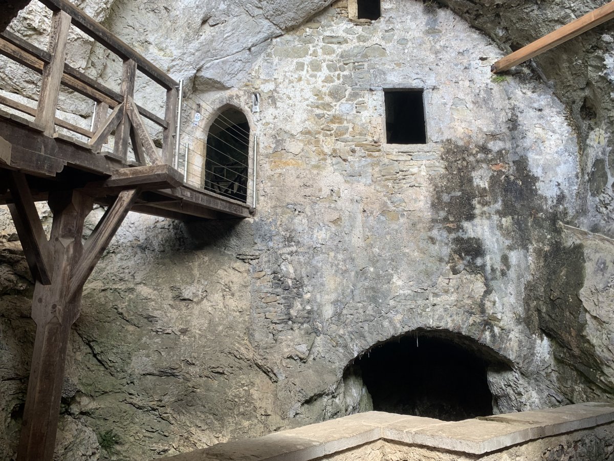 To see how perfectly Predjama castle is moulded into the massive cliffside cave will be the closest thing you see in Europe to what the Incas did in Peru.. To see how perfectly Predjama castle is moulded into the massive cliffside cave will be the closest thing you see in Europe to what the Incas did in Peru..