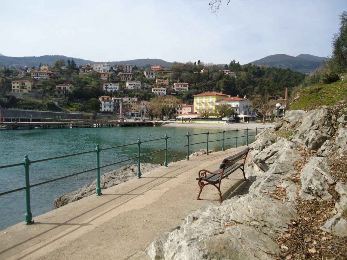 one of the secret little pebble beaches along the Lungomare, near Opatija.. one of the secret little pebble beaches along the Lungomare, near Opatija..