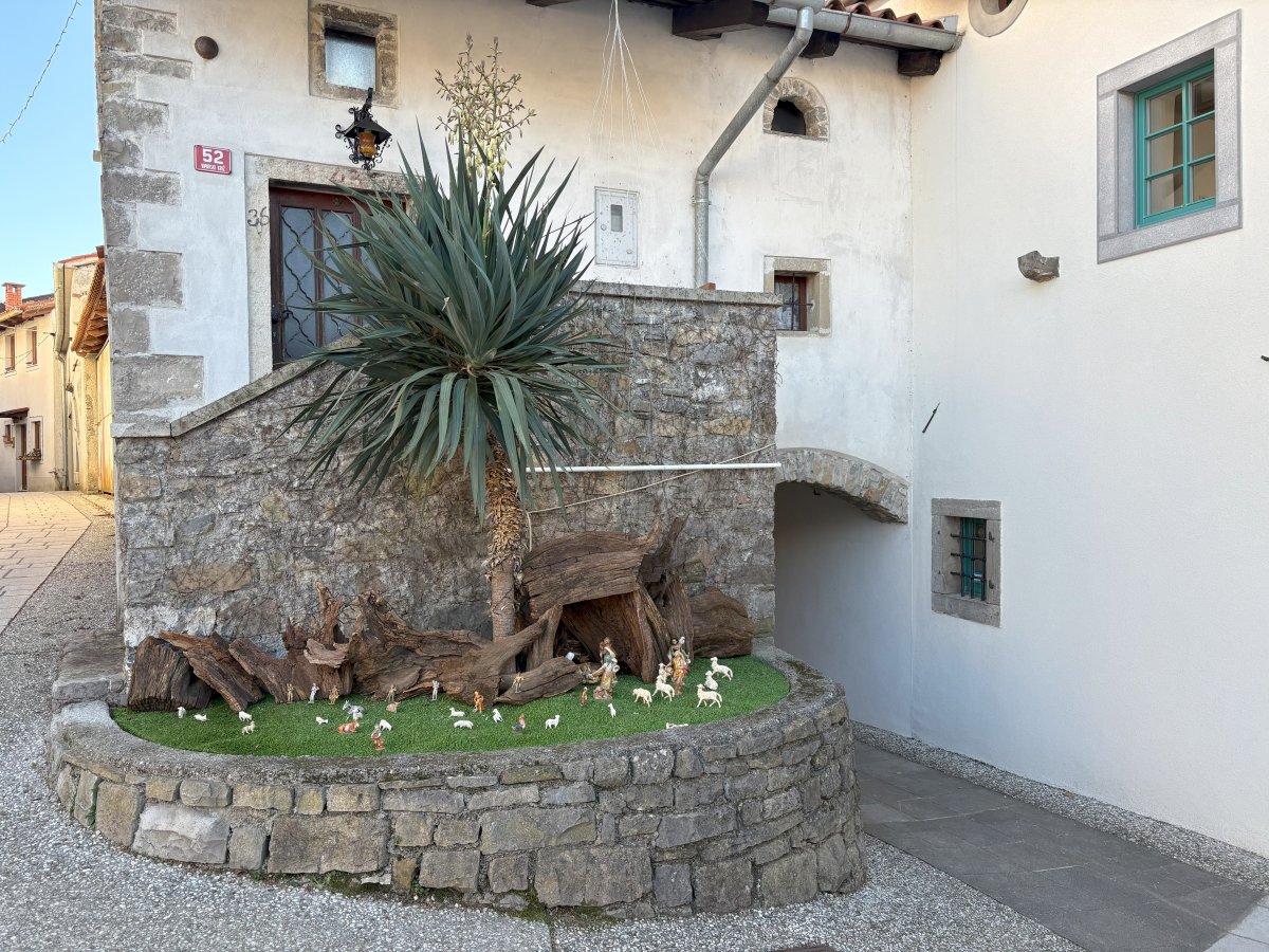 The whole village becomes a giant Nativity scene at Xmas.. The whole village becomes a giant Nativity scene at Xmas..