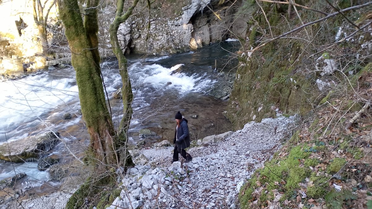 Rejoining the river after a hike down from the road just after the Little Bridge car park..