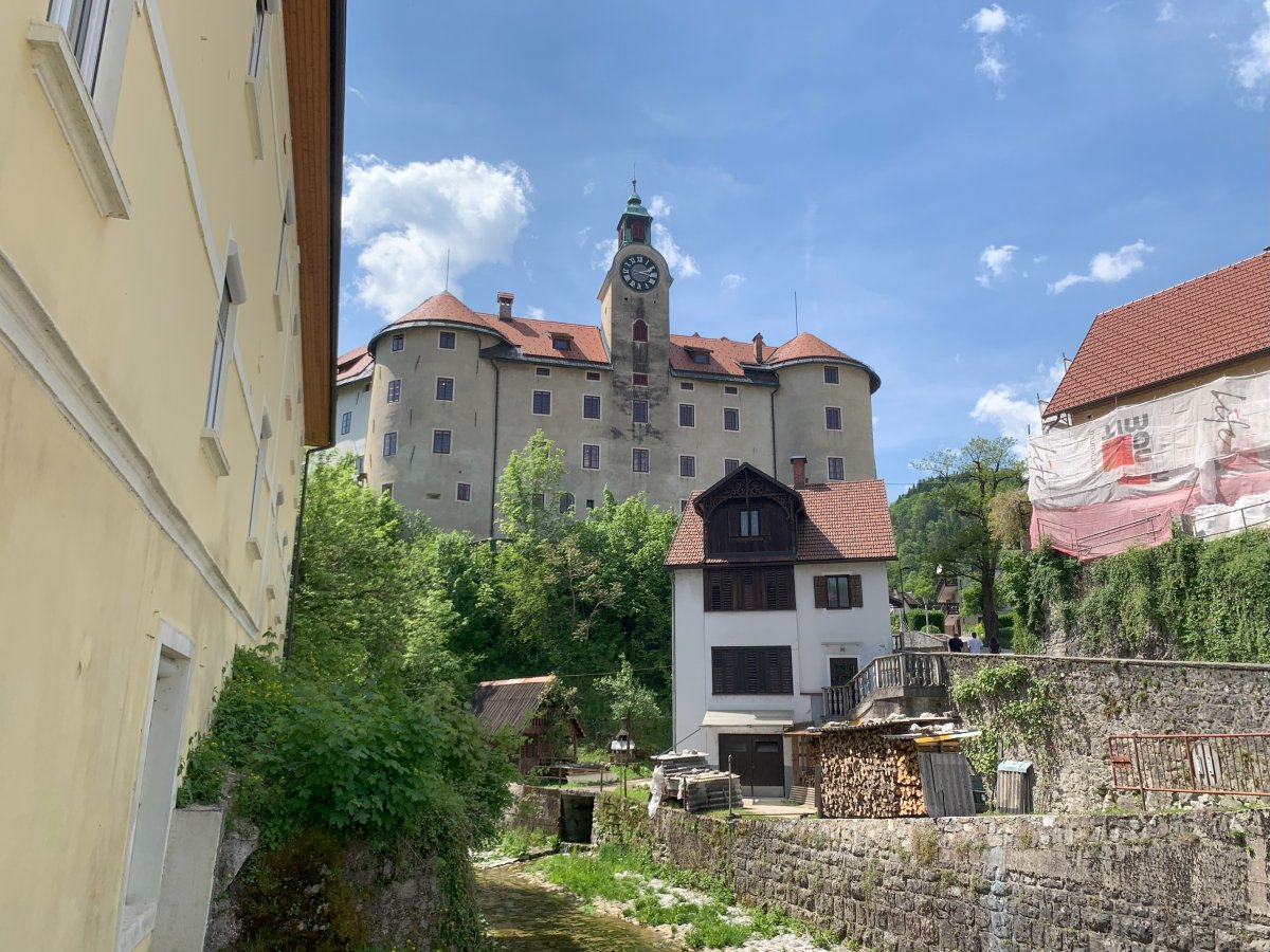 Idrija castle is also a museum stuffed with lots of rocks, the history of the town & mine and a whole floor devoted to the cottage Lace industry..