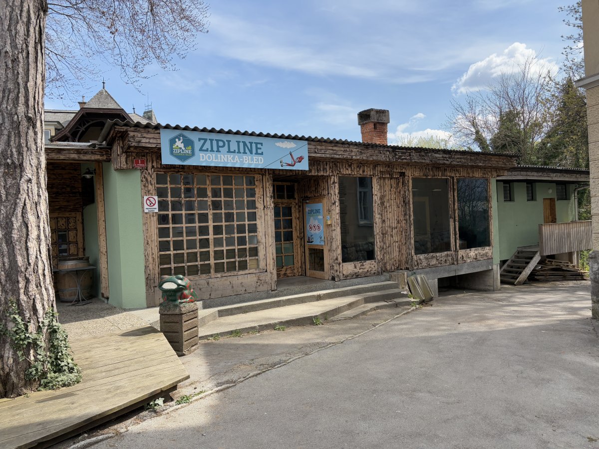These are the new Zipline Dolinka offices.. no parking outside though..