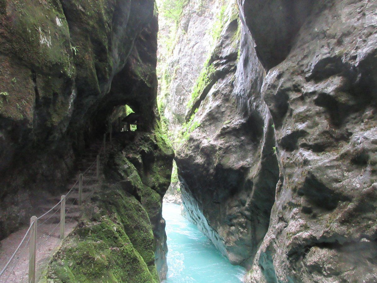 the overpowering magnificence of the Tolmin gorge KORITA the overpowering magnificence of the Tolmin gorge KORITA