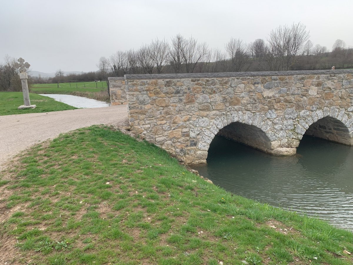 Fab new bridge over the Pivka river here at Dvorksco and a great place to start a 2 hour hike..