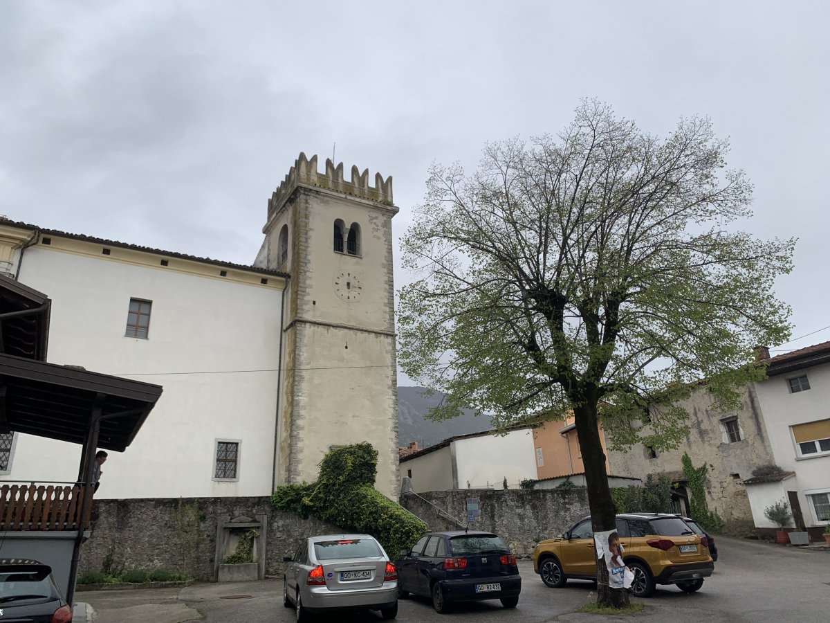 we stopped off in the village of Osek.. we stopped off in the village of Osek..