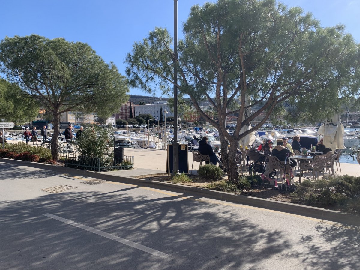 the harbour promenade lined with cafes.. the harbour promenade lined with cafes..