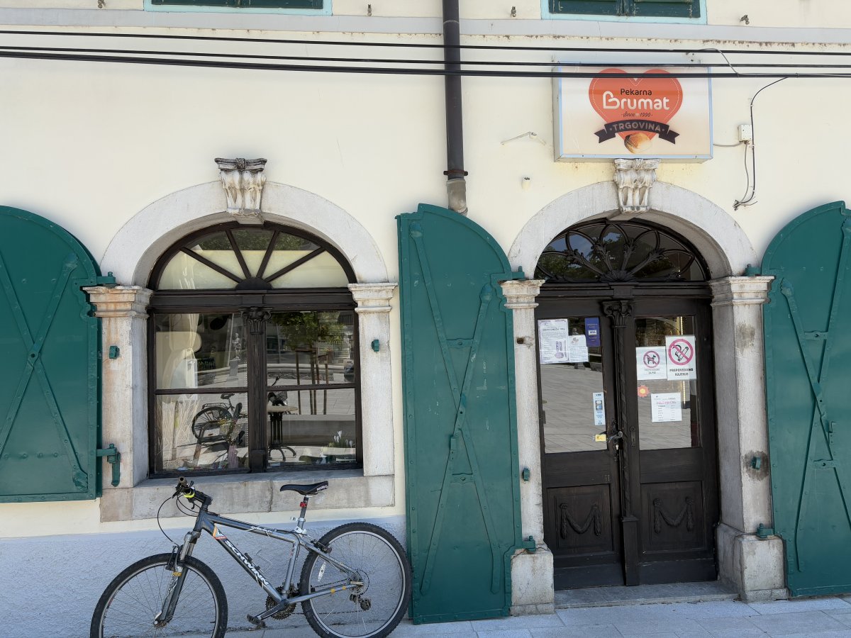 Vipava.. Our fave pasta, cake and bread shop.. is here a name for that?? Vipava.. Our fave pasta, cake and bread shop.. is here a name for that??