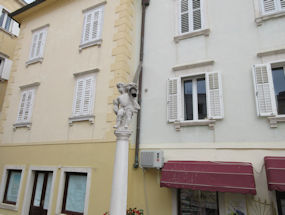 cool statue at piran